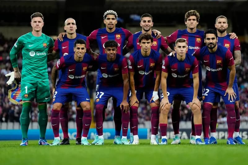 Gã khổng lồ xứ Catalan với 2 lần lên ngôi vào năm 2009 và 2011 với lối đá tiki-taka doi-bong-vo-dich-C1-nhieu-nhat